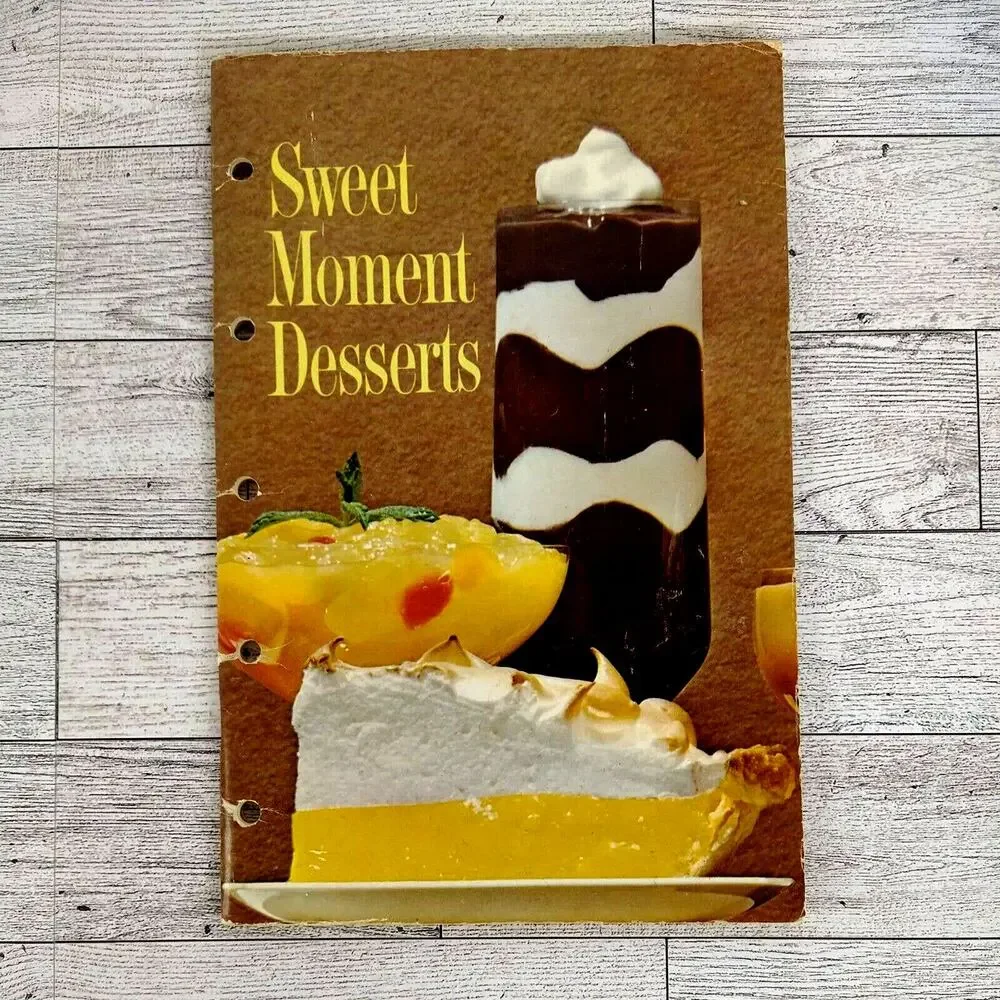 SWEET MOMENT DESSERTS 1963 Cookbook Booklet General Foods Recipes PB Illustrated